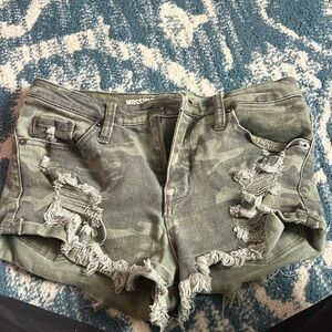 camo jean shorts